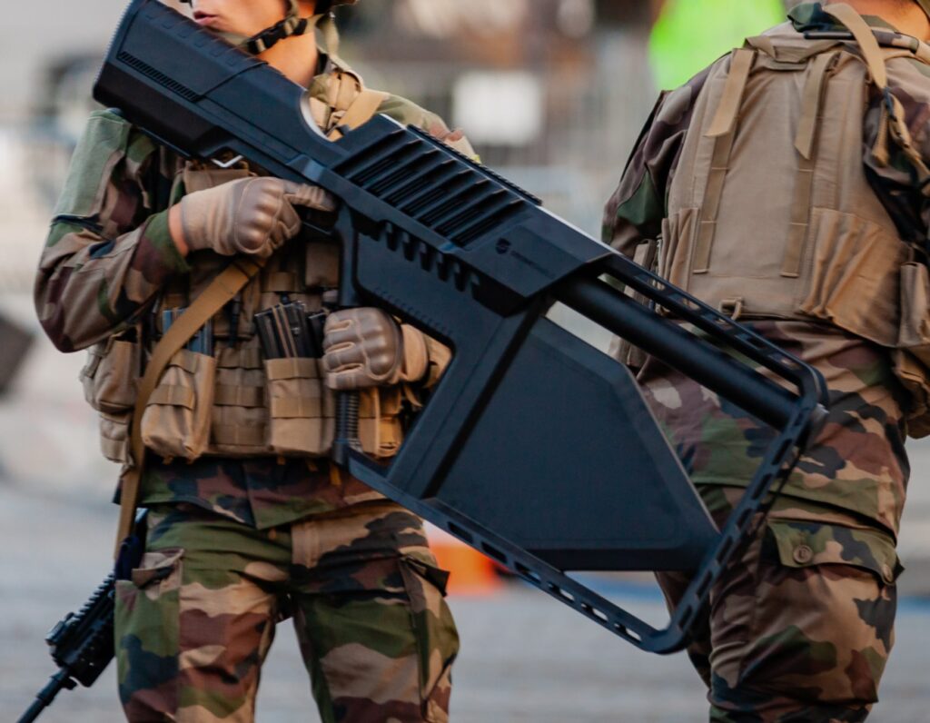 soldier holding droneshield gun dronegun tactical